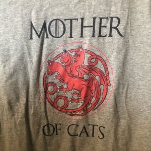 “Mother of Cats” graphic T-Shirt (S)